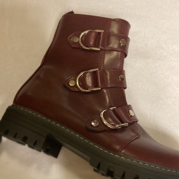 SO Maroon Ankle Boot - Picture 3 of 10